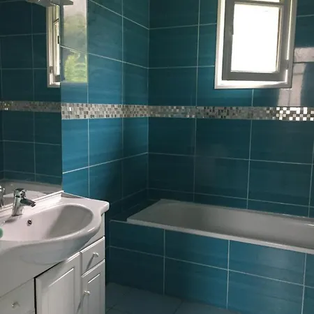 Maison De Marius Et Maison D Amelie Estenos