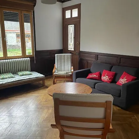 Maison De Marius Et Maison D Amelie