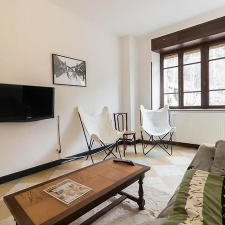 Maison De Marius Et Maison D Amelie Estenos