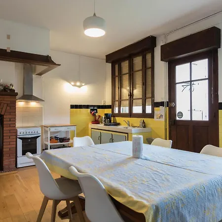 Maison De Marius Et Maison D Amelie بيت للعطل Estenos