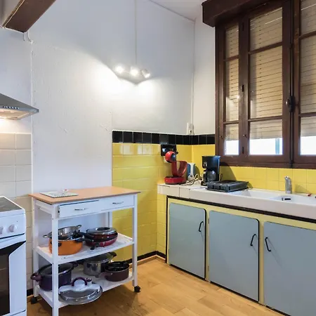 Maison De Marius Et Maison D Amelie