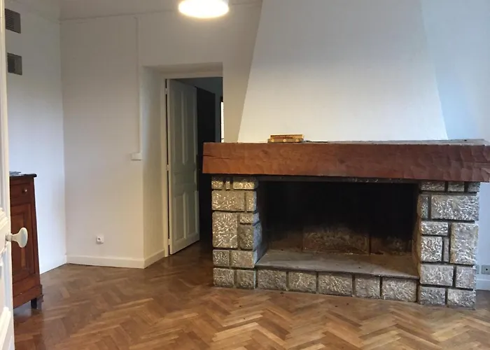 Maison De Marius Et Maison D Amelie Дом отдыха Estenos